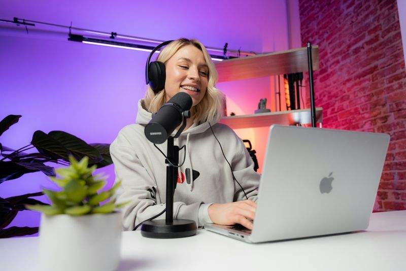 Podcast-Aufnahme im schalloptimierten Studio